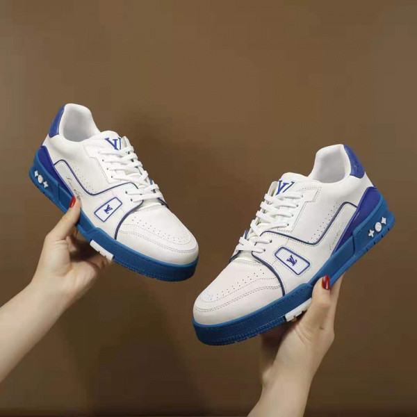 l0*is V*t0n trainer sneaker