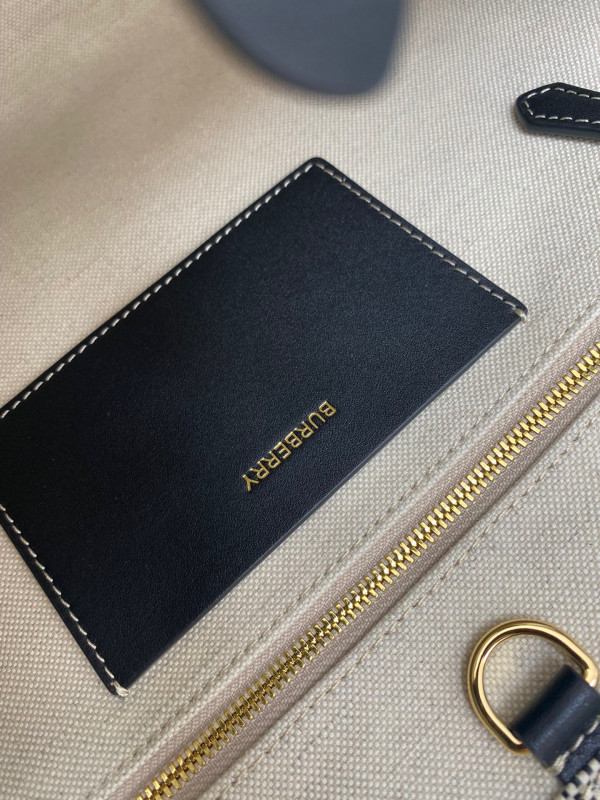 B**rry medium freya tote