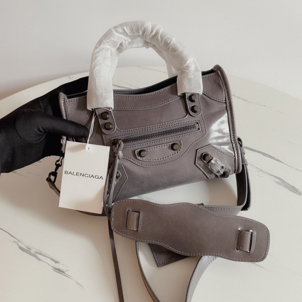 Ba*len*cia*ga classic city