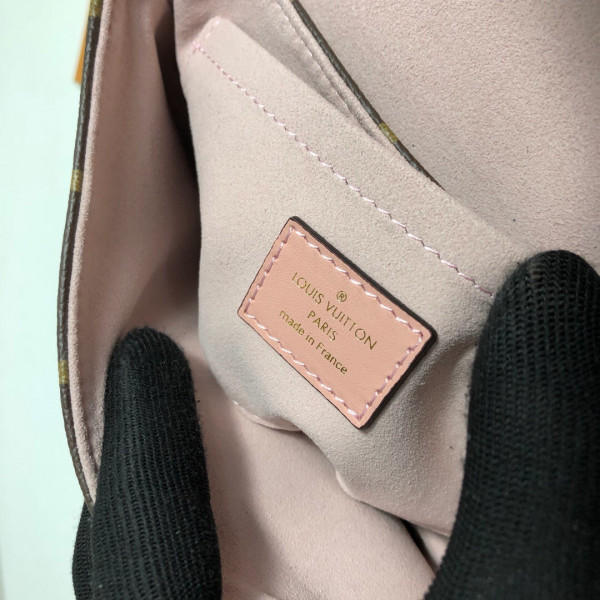 l0*is V*t0n locky bb