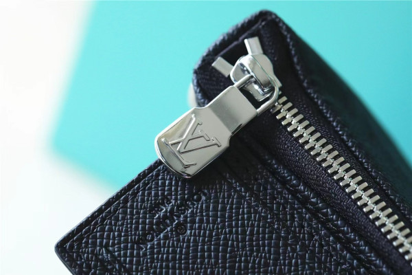 l0*is V*t0n slim nv briefcase