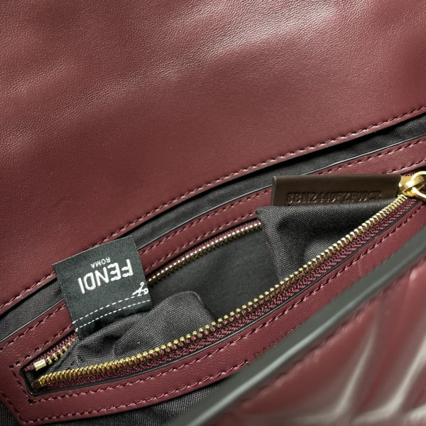 F**di baguette-26*13*6cm